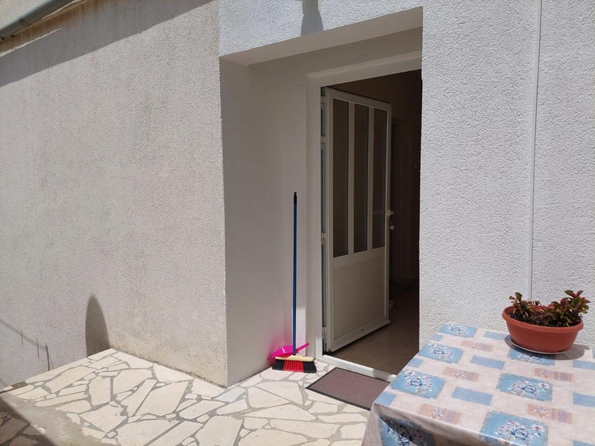 شقة Apartman Danijela كليك المظهر الخارجي الصورة